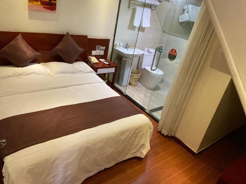 Greentree Inn Shanghai Songjiang University City New Songjiang Road Express Hotel Exterior foto